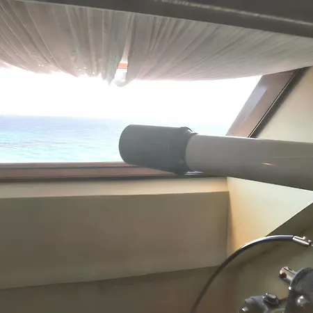 Luxury With Sea View In Malpica, 230 Sq.m Apartment *