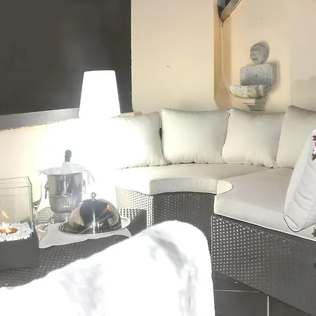 Apartamento Luxury With Sea View In Malpica, 230 Sq.m Malpica