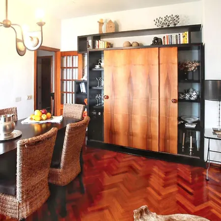 Luxury With Sea View In Malpica, 230 Sq.m