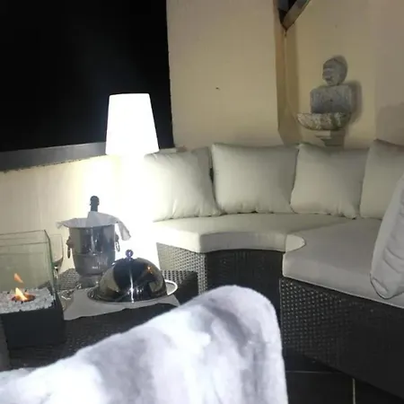 Luxury With Sea View In Malpica, 230 Sq.m *