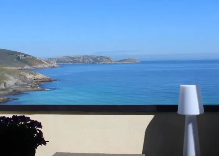 Appartement Luxury With Sea View In Malpica, 230 Sq.m