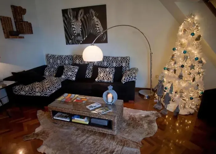 Luxury With Sea View In Malpica, 230 Sq.m Malpica