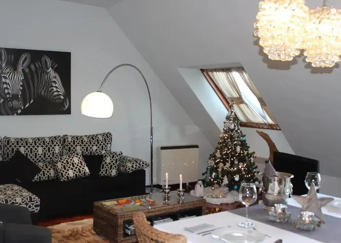 Luxury With Sea View In Malpica, 230 Sq.m Appartement *